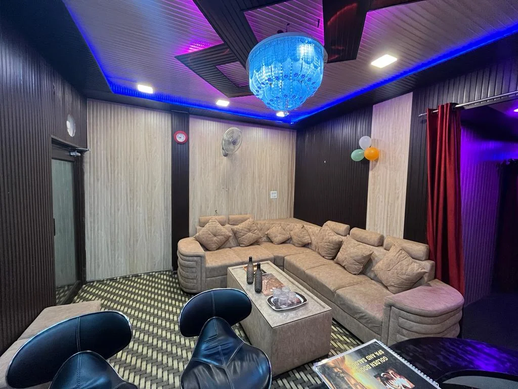 Jhansi Massage Room - Image 2